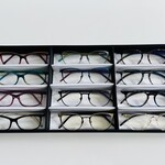 Ca. 12x Optische monturen, Tom Davies, in luxe opbergdoos/displaytray